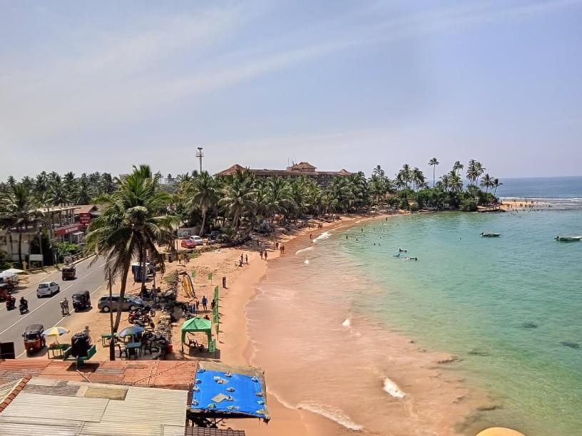 Hotel Dolphin Hikkaduwa Exterior photo